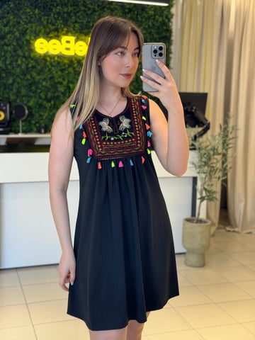 Vestido Bordado Colorido